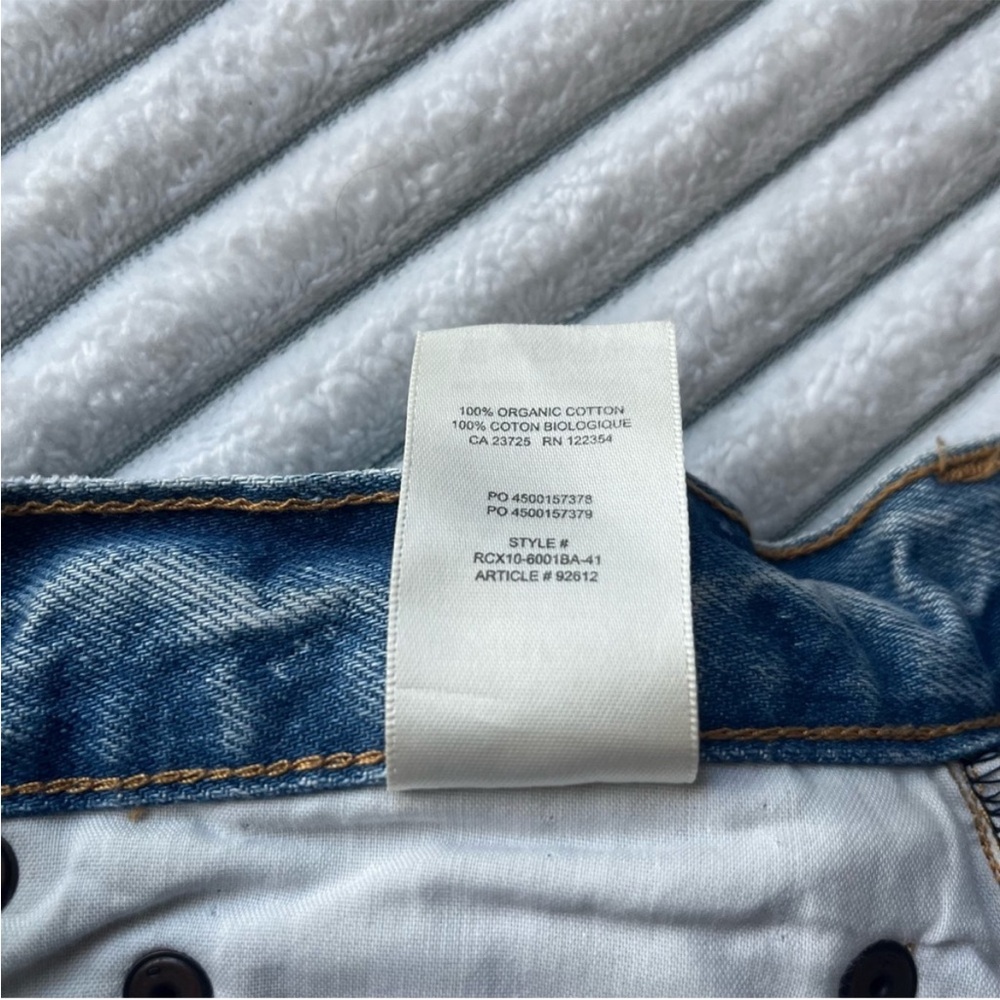 Aritzia Denim Forum Loose Boyfriend Jeans - Picture 10 of 13